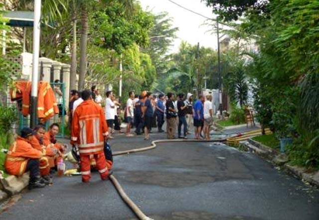 Sebuah Rumah di Pondok Indah Dilalap Api
