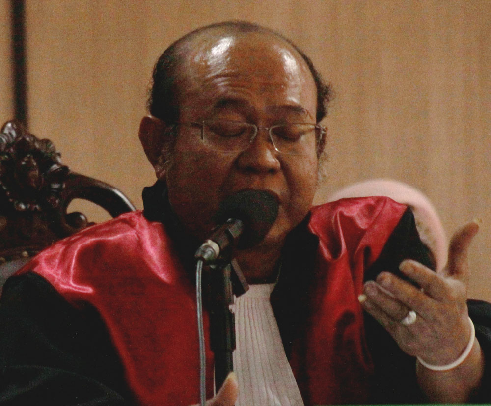 Hakim Syarifuddin Sering Tangani Kasus 'Kakap'
