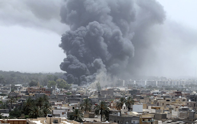 NATO Terus Bombardir Libya