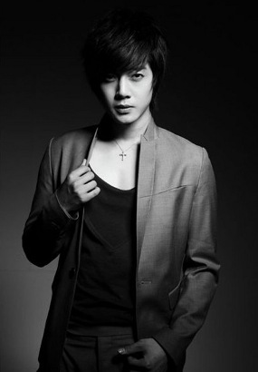 Kim Hyun Joong Akui Hidungnya Hasil Operasi