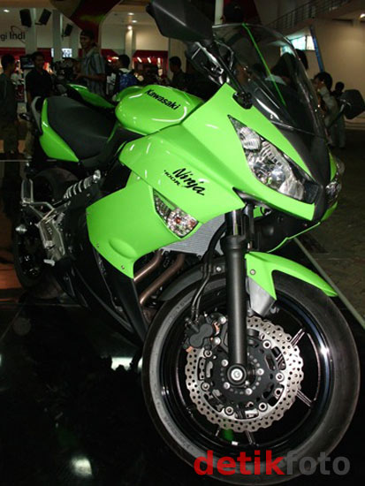 Kawasaki Ninja 400R