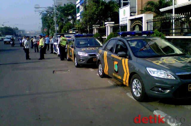 Sosialisasi Parkir off Street di Hayam Wuruk