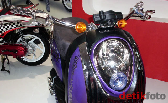 Honda Scoopy Hot Rod