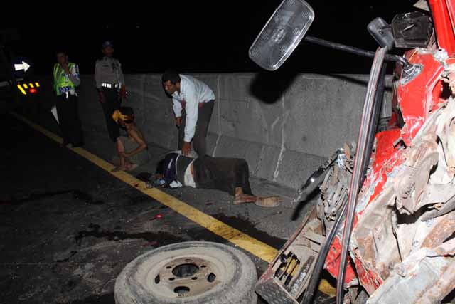 8 Kendaraan Totolan di Tol Satelit