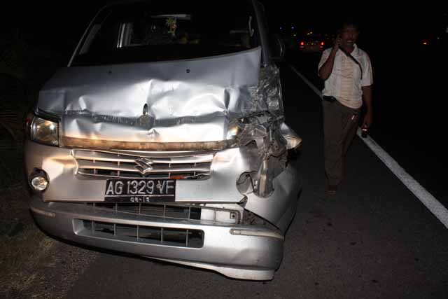 8 Kendaraan Totolan di Tol Satelit