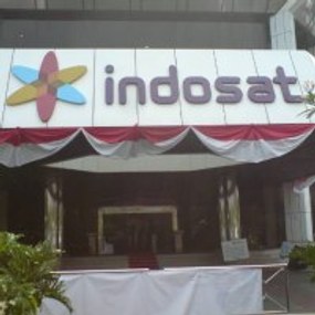 Dirut Indosat Tantang Operator yang Ingin Beli StarOne