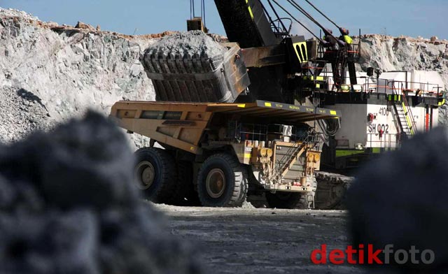 Mengintip Tambang Emas Newmont