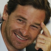 Villas-Boas Enggan Terlibat <I>Psy War</i> dengan Fergie