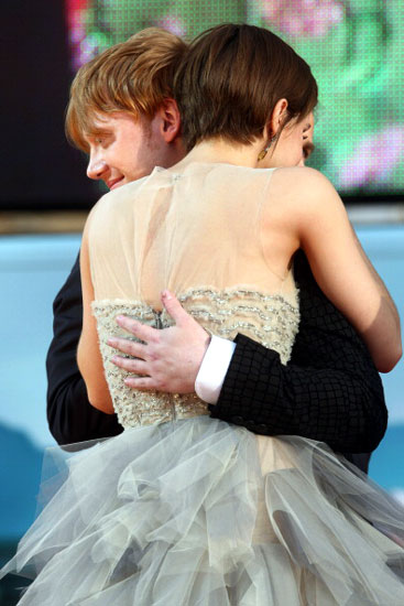 Harry Potter Tamat, Emma Watson Nangis