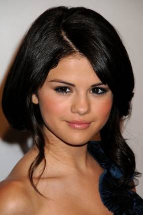 Celeb Gossip » Selena Gomez Rayakan Ultah ke-19 Tanpa Justin Bieber