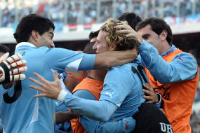 YOUTUBE URUGUAY VS PARAGUAY 3-0 Final Copa America 2011 