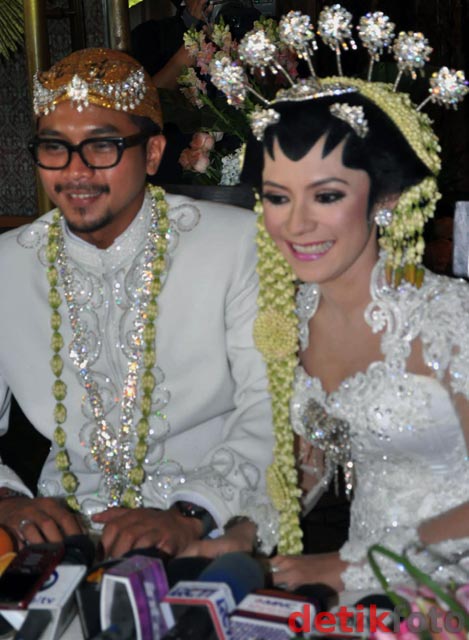 Enno Lerian Menikah Lagi