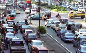 3 Kecelakaan Terjadi di Jakarta, Lalin di Sekitar Lokasi Macet