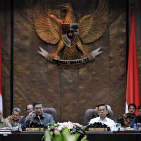 http://images.detik.com/content/2011/08/12/10/SBY-dan-Boediono-(Cahyo-rumgapres)-dalam.jpg
