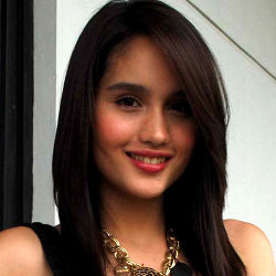 Cinta Laura Cinta Laura