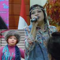 veena dalam Tak Punya Limpa Karena Lupus, Veena Mutiram Tetap Ngejazz