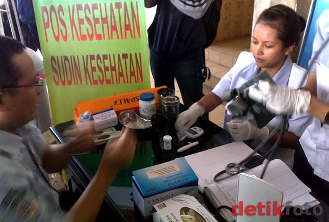 124 Masinis Cek Gula Darah & Alkohol