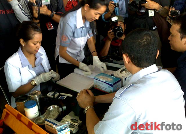 124 Masinis Cek Gula Darah & Alkohol