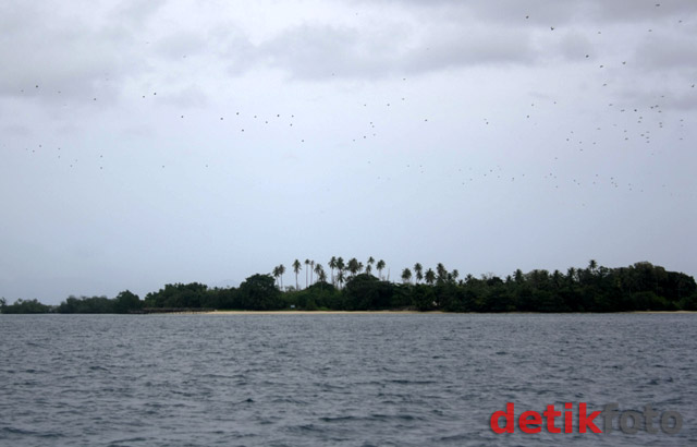 Pemandian Jenderal McArthur di Morotai