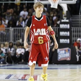 Tanding Basket dengan Ludacris, Justin Bieber Menang