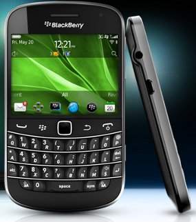 Foto Keistimewaan Blackberry Dakota Bold 9900