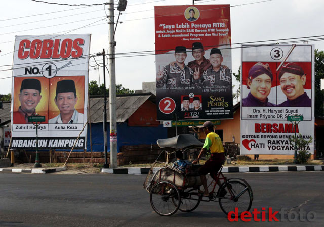 Perang Poster Pilkada Kota Yogyakarta