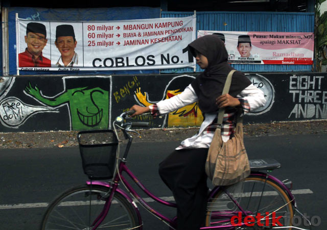 Perang Poster Pilkada Kota Yogyakarta