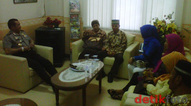Keluarga Briptu Norman Datangi Mabes Polri