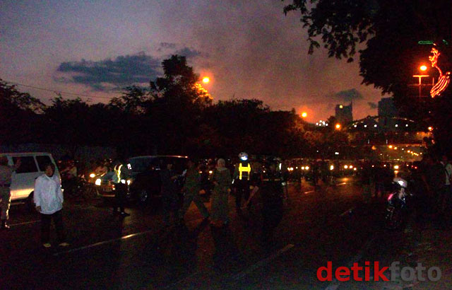 Gedung Balai Pemuda Surabaya Terbakar