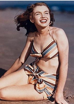 Foto Bikini Perdana Marilyn Monroe Dilelang | Marilyn Monroe