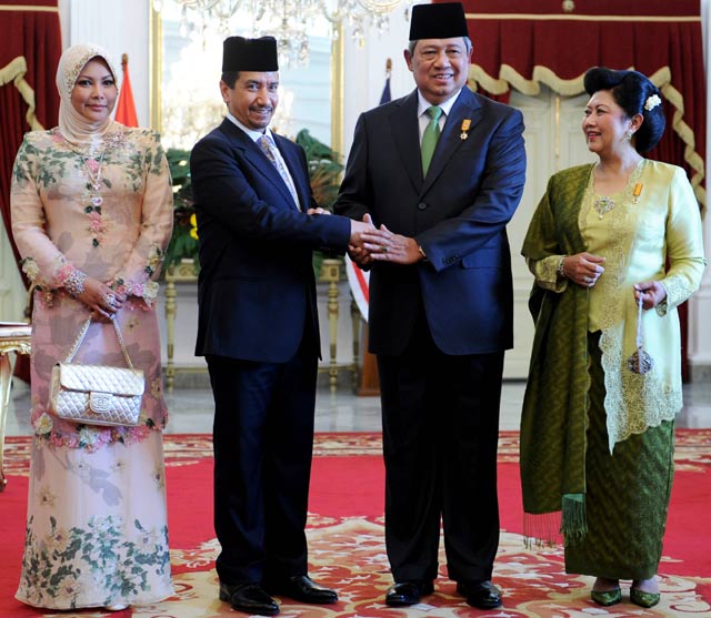 Bintang Kehormatan untuk Raja Malaysia