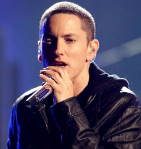 Eminem Terus Berjuang Lepas dari Ketergantungan Obat | Eminem