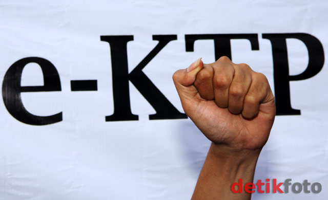 Aksi Usut Dugaan Korupsi Tender e-KTP