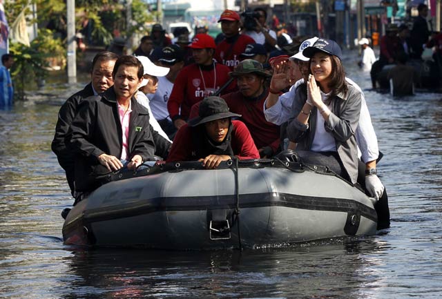PM Thailand Kunjungi Korban Banjir