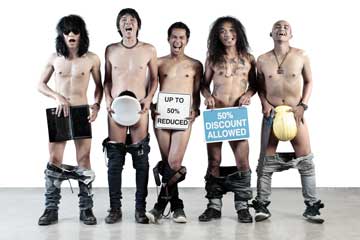 http://images.detik.com/content/2011/11/07/1093/Slank.jpg