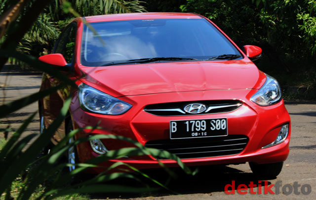 Tes Jalan Hyundai Grand Avega