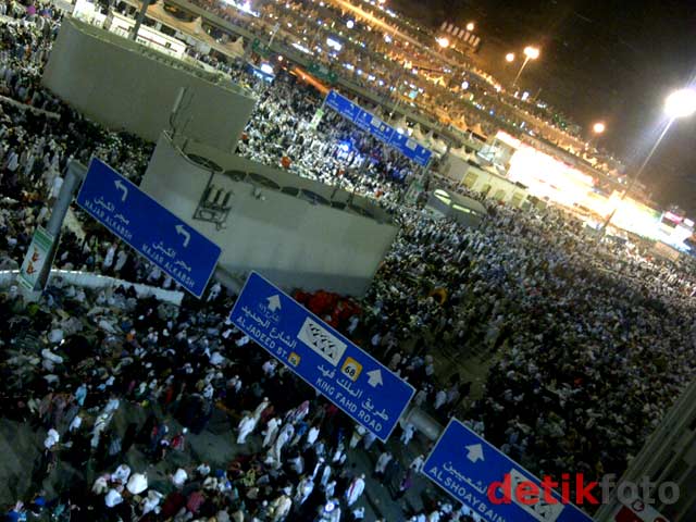 Haji Siang-Malam
