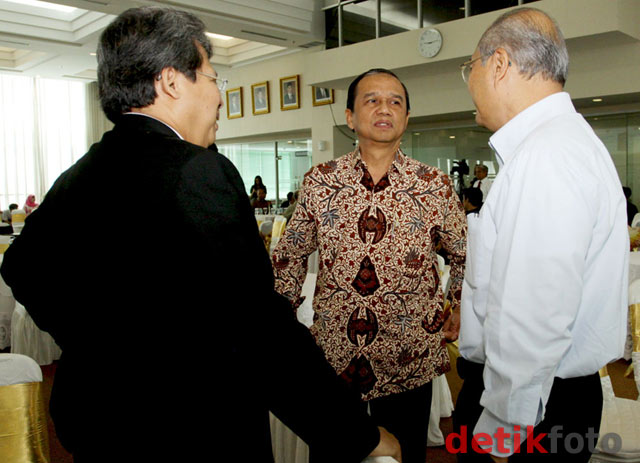 Buku Busyro Muqoddas Diluncurkan
