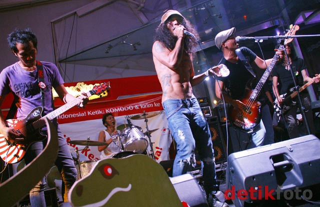 Musisi Dukung Konser 'Vote Komodo'