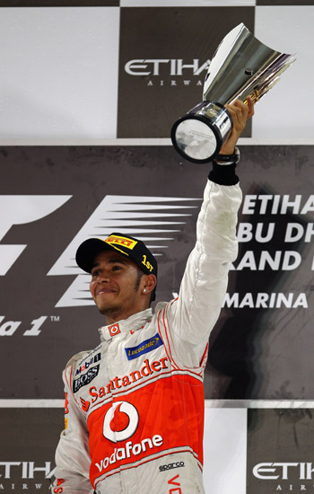 Hamilton Tampil Tercepat di Abu Dhabi
