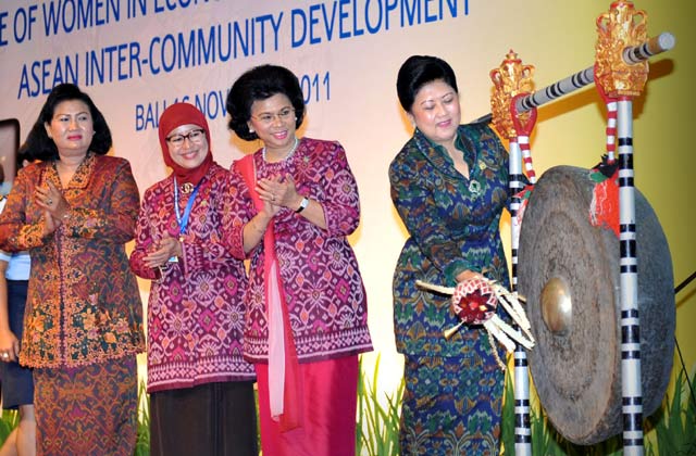 Seminar Perempuan ASEAN Resmi Dibuka