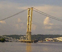 Jembatan Sungai Mahakam