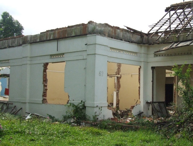 Wajah Bopeng Si Rumah Cantik
