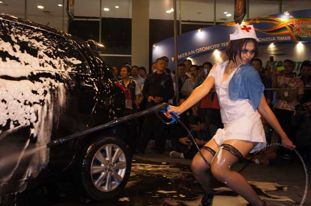 Kontes Foto "Sexy Car Wash"