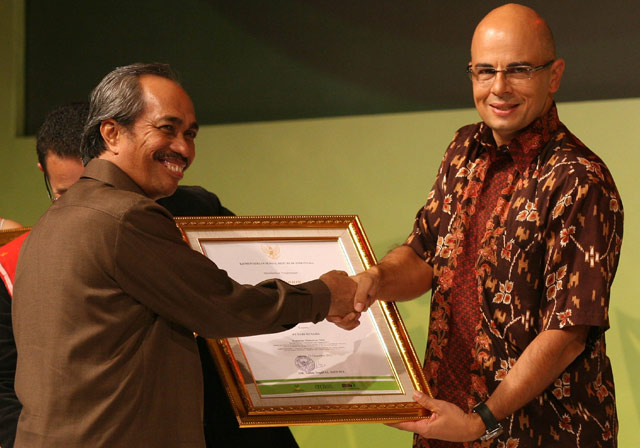 Sari Husada Raih Indonesian CSR Awards