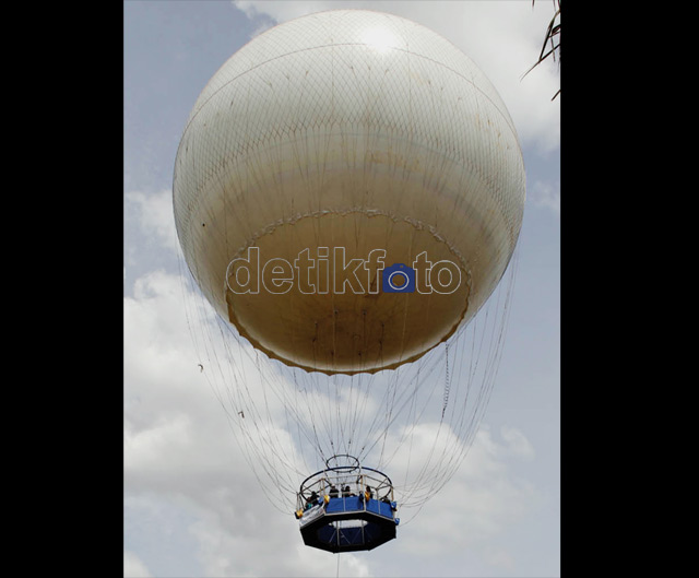 Balon Udara Raksasa Hadir di TMII