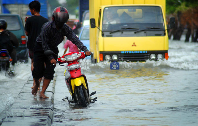 Banjir Rob Sapa Utara Jakarta