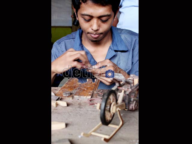 Cara Bang Napi Mengusir Sepi