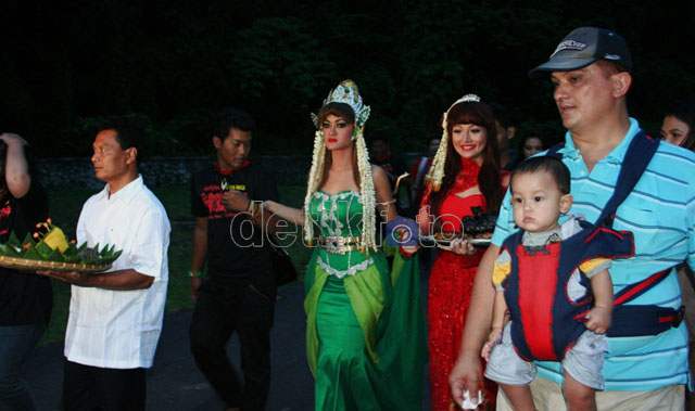 Ini Dia Prosesi Ritual Mistis Jupe di Pelabuhan Ratu