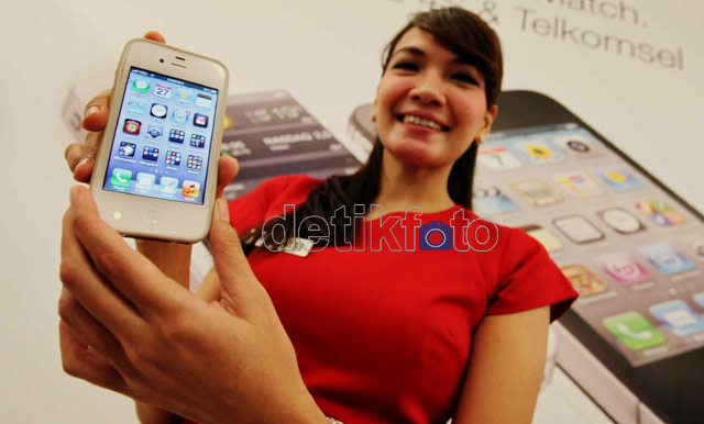 Telkomsel Luncurkan iPhone 4S